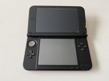 Load image into Gallery viewer, Nintendo 3DS XL Console Bundle Red PAL