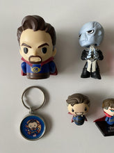 Load image into Gallery viewer, Marvel Doctor Strange Keychains and Minifigures Lot