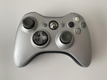 Load image into Gallery viewer, Microsoft Xbox 360 Wireless Controller Silver