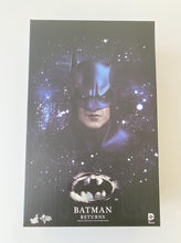 Load image into Gallery viewer, Hot Toys Batman Returns MMS 293 1:6 Scale Figure