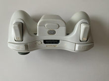 Load image into Gallery viewer, FAULTY Microsoft Xbox 360 Wireless Controller White