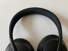 Load image into Gallery viewer, Bose Noise Cancelling Bluetooth Headphones 700 Black