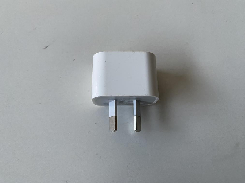 Apple 5W USB Power Adapter A1444