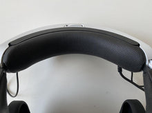 Load image into Gallery viewer, Sony PlayStation 4 PS4 PS VR Virtual Reality Headset Camera Bundle V2 CUH-ZVR2