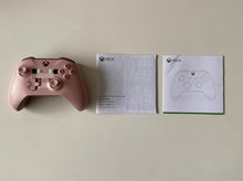 Load image into Gallery viewer, Microsoft Xbox One Wireless Controller Minecraft Pig Edition Boxed