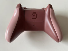 Load image into Gallery viewer, Microsoft Xbox One Wireless Controller Minecraft Pig Edition Boxed