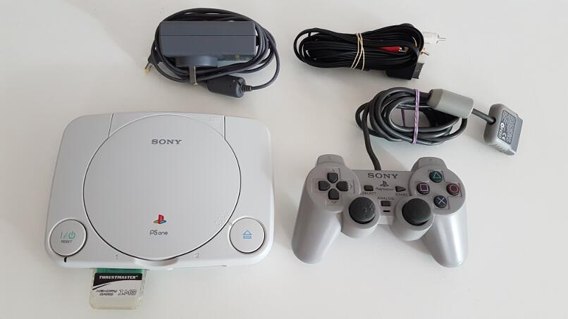 Sony PlayStation 1 PS1 Slim Console, Controller, Leads, Memory Card