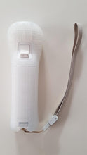 Load image into Gallery viewer, Nintendo Wii Remote White With Silicon Case