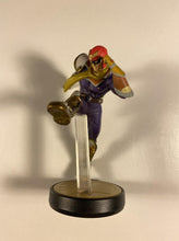 Load image into Gallery viewer, Captain Falcon No. 18 Nintendo Amiibo Super Smash Bros Collection