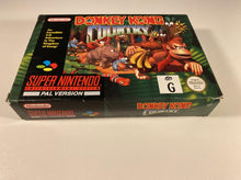 Load image into Gallery viewer, Donkey Kong Country Boxed