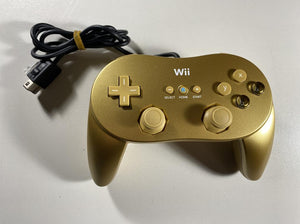 Goldeneye 007 Limited Edition with Gold Classic Controller Pro