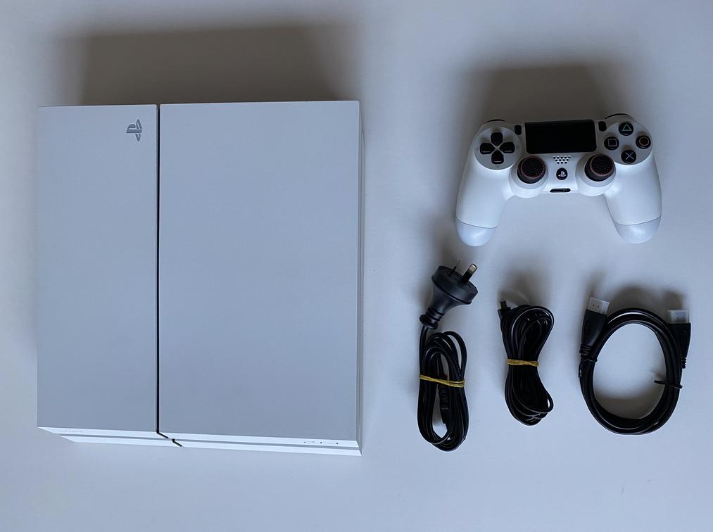 Sony PlayStation 4 Console 500GB - White