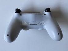 Load image into Gallery viewer, Sony PlayStation 4 PS4 500GB Console Bundle White CUH-1202A PAL