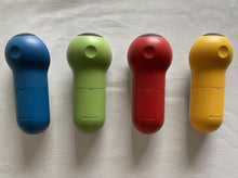 Load image into Gallery viewer, Scene It? Lights Camera Action 4x Big Button Wireless Buzzer Controllers and Game