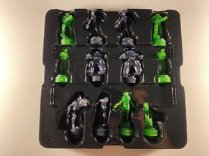 Fallout Chess Set Exclusive Tin with Holographic Pieces