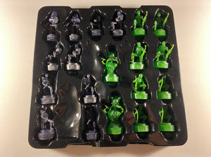 Fallout Chess Set Exclusive Tin with Holographic Pieces