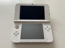 Load image into Gallery viewer, Nintendo 3DS XL Console Yoshi Special Edition Boxed
