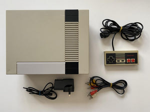 Nintendo Entertainment System NES Console Bundle NTSC-U/C