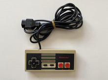 Load image into Gallery viewer, Nintendo Entertainment System NES Console Bundle NTSC-U/C