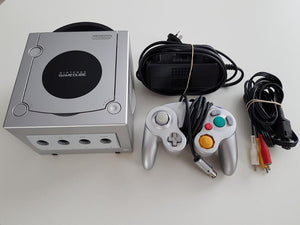 Nintendo GameCube Console - Silver / Platinum Nintendo GameCube
